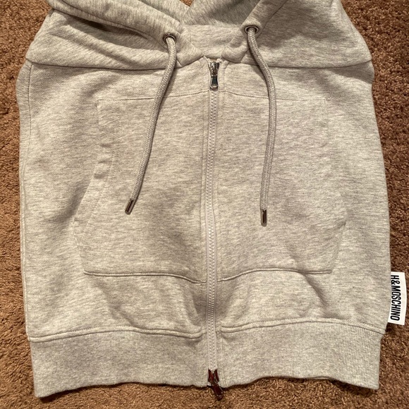 H&Moschino skirt - Picture 7 of 11